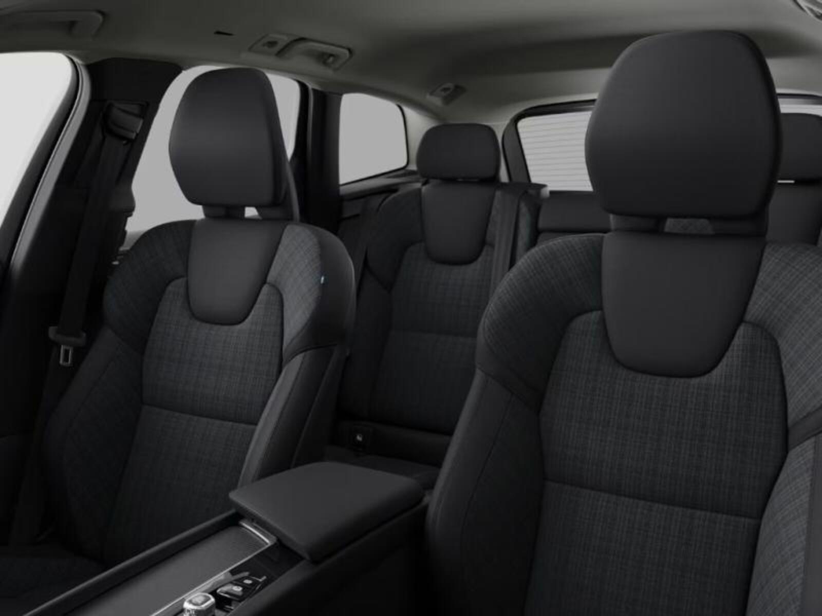 Volvo XC60 11
