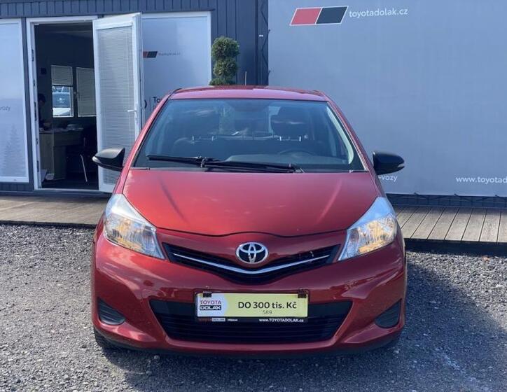 Toyota Yaris 2