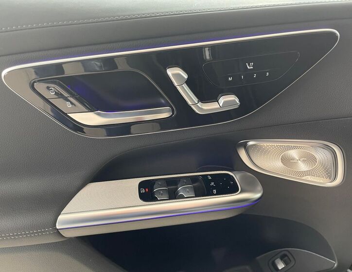 Mercedes-Benz GLC 10