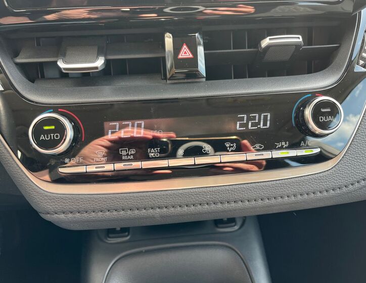 Toyota Corolla 24