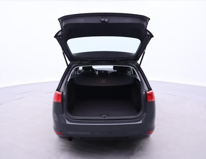 Volkswagen Golf 9
