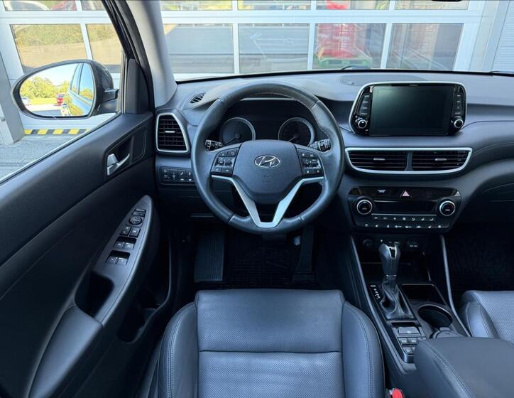 Hyundai Tucson 16
