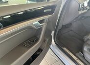 Volkswagen Touareg 11