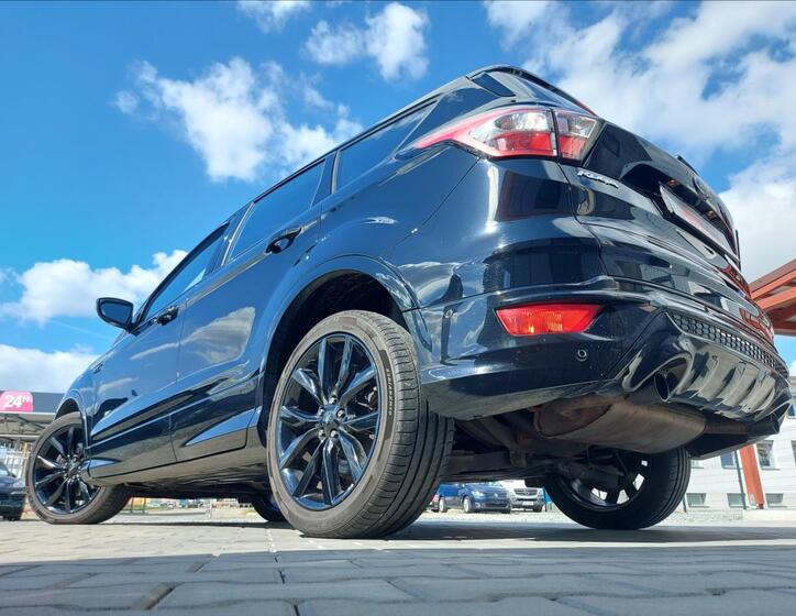 Ford Kuga 47