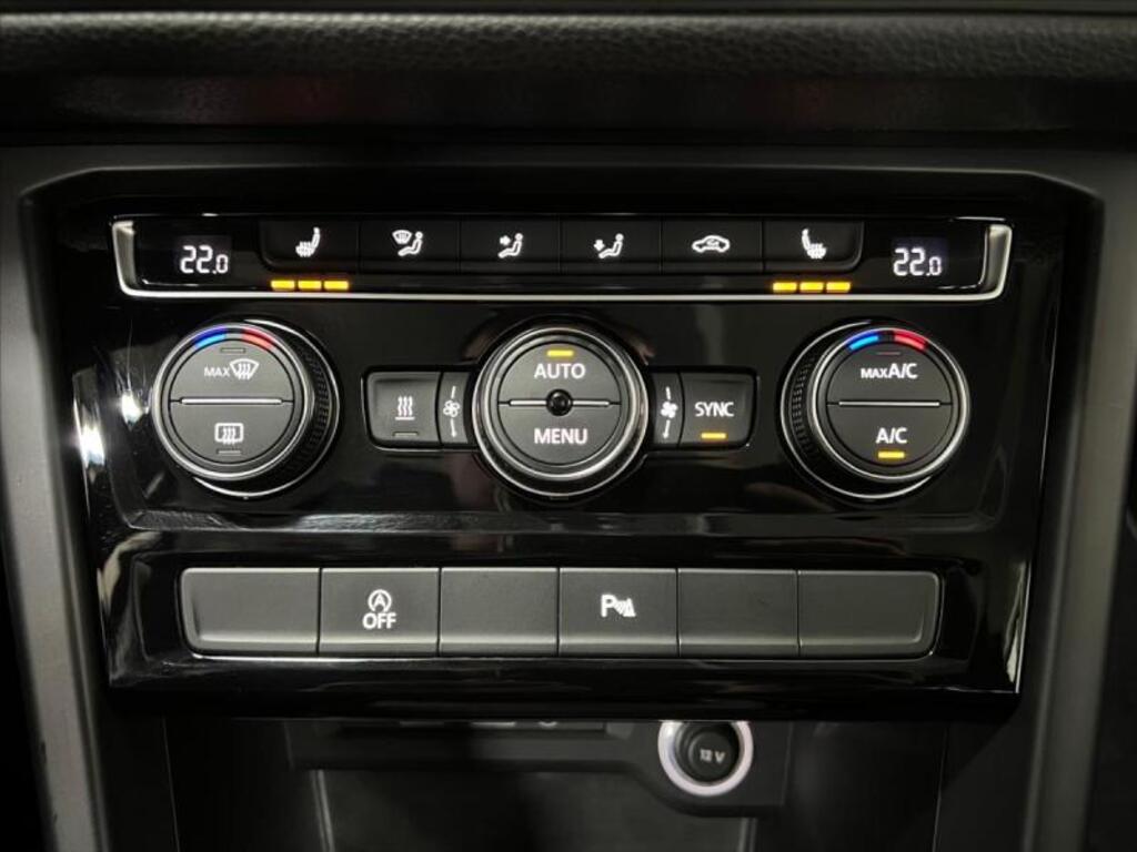 Volkswagen Touran 21