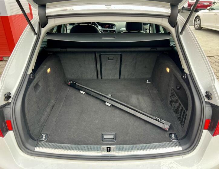 Audi A4 15
