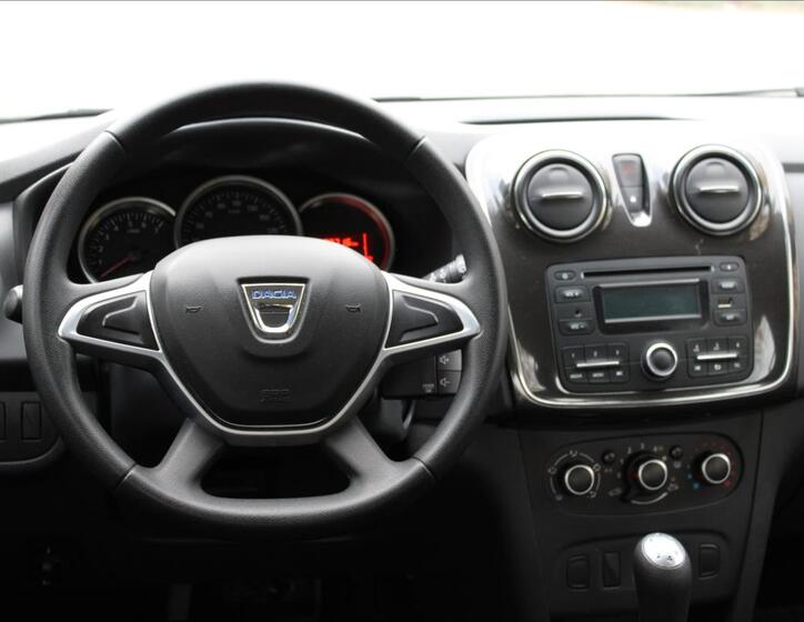 Dacia Sandero 13