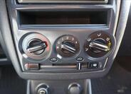 Hyundai Getz 13