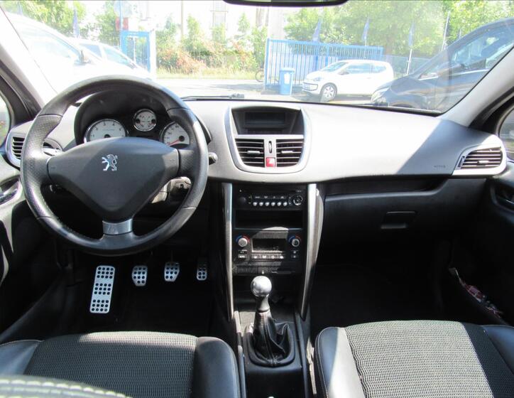 Peugeot 207 11
