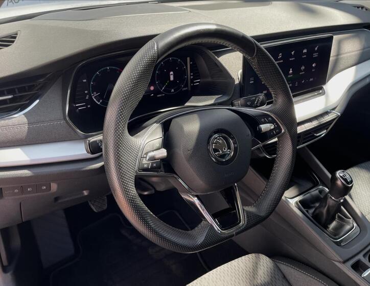 Škoda Octavia 12