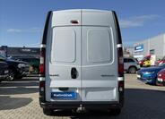 Renault Trafic 4