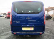 Ford Tourneo Custom 5