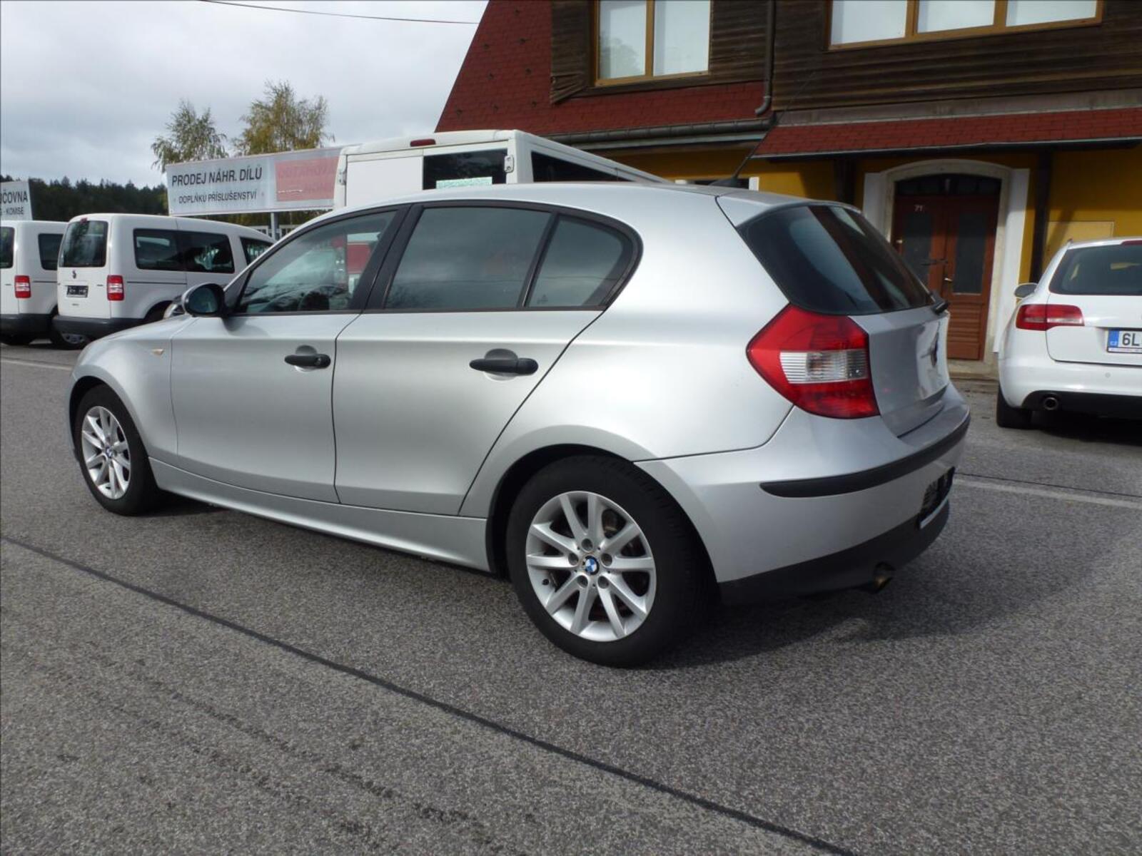 BMW Řada 1 11
