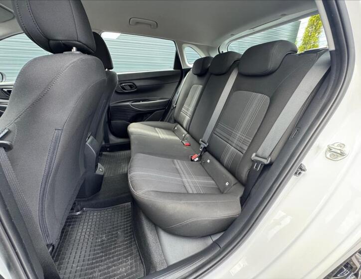 Hyundai i20 22
