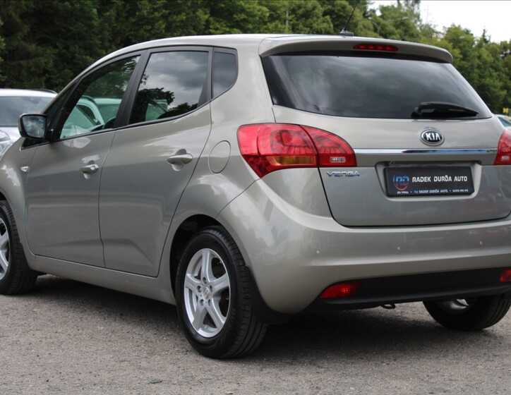 KIA Venga 7