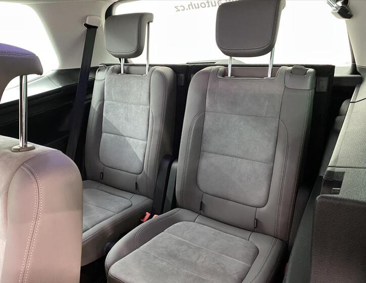 Volkswagen Sharan 7