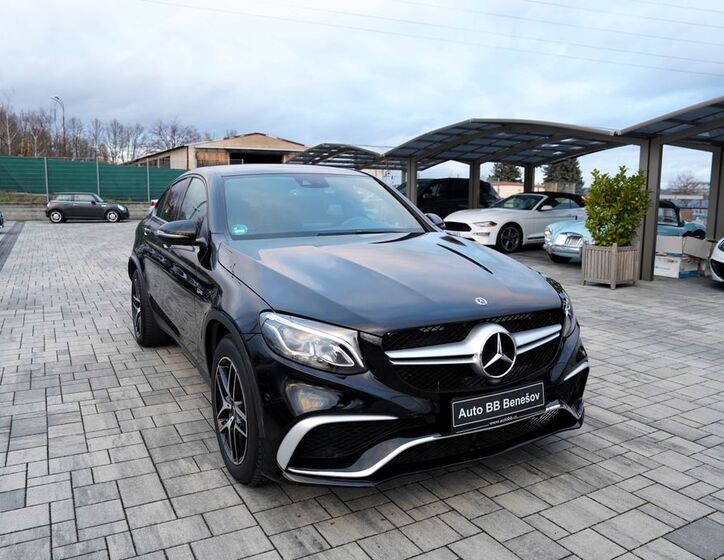 Mercedes-Benz GLC 8