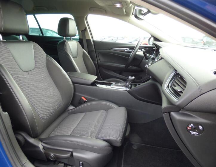 Opel Insignia 74