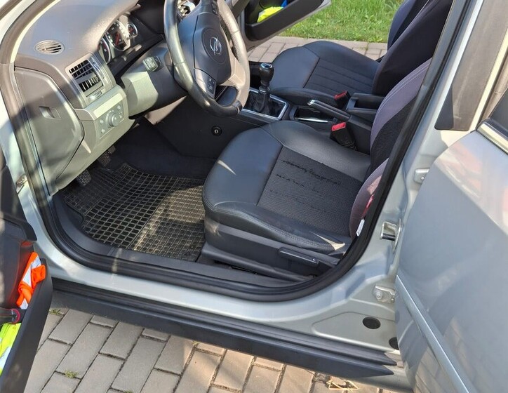 Opel Vectra 12