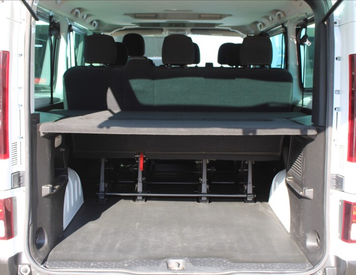 Renault Trafic 21