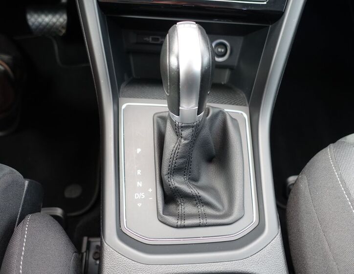 Volkswagen Touran 20