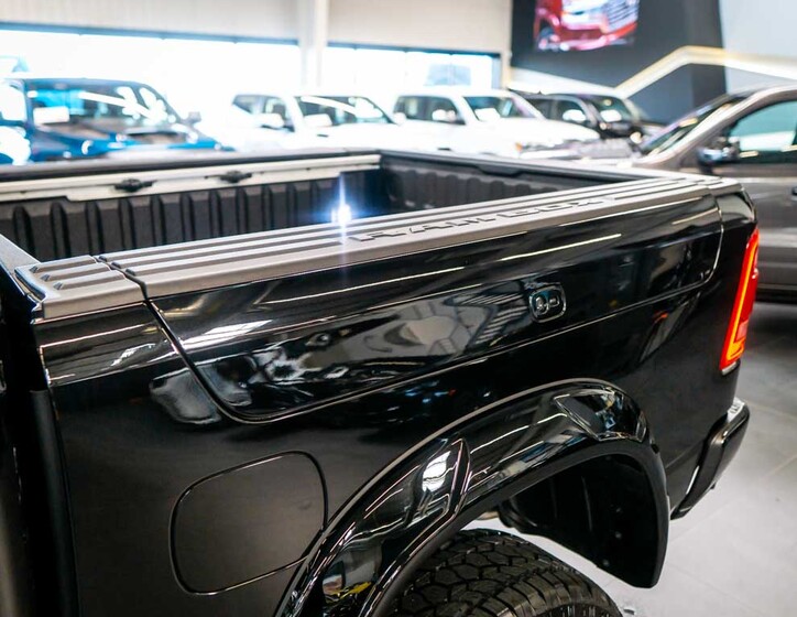 Dodge RAM 38