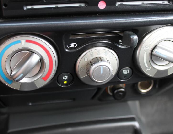 Isuzu D-Max 14