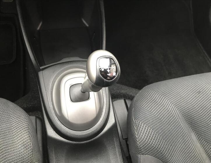 Honda Jazz 12