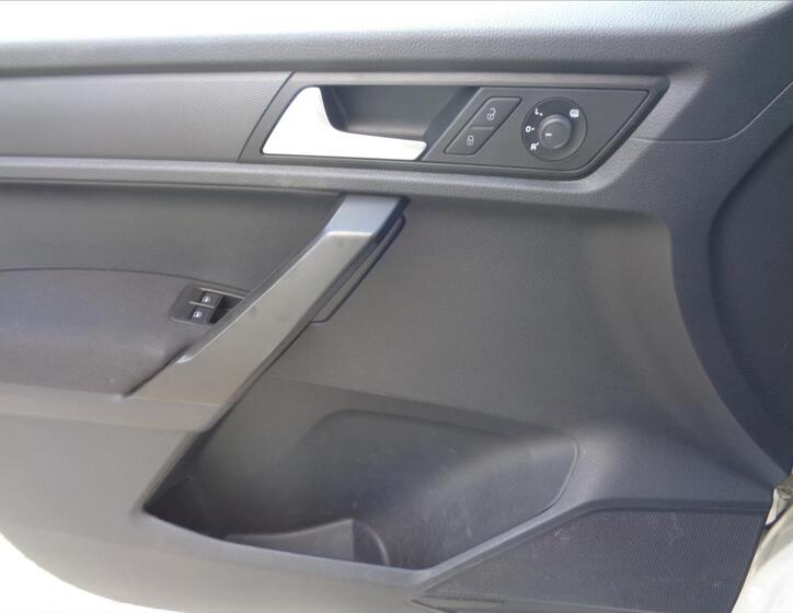 Volkswagen Caddy 18