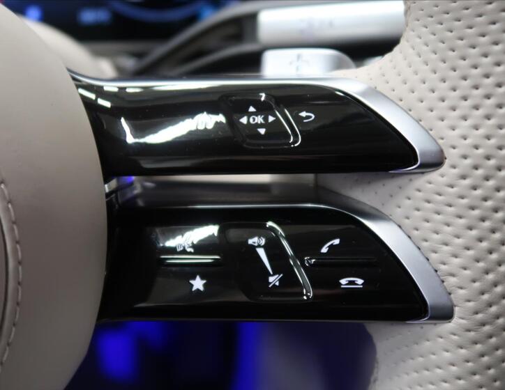 Mercedes-Benz Třídy S 23