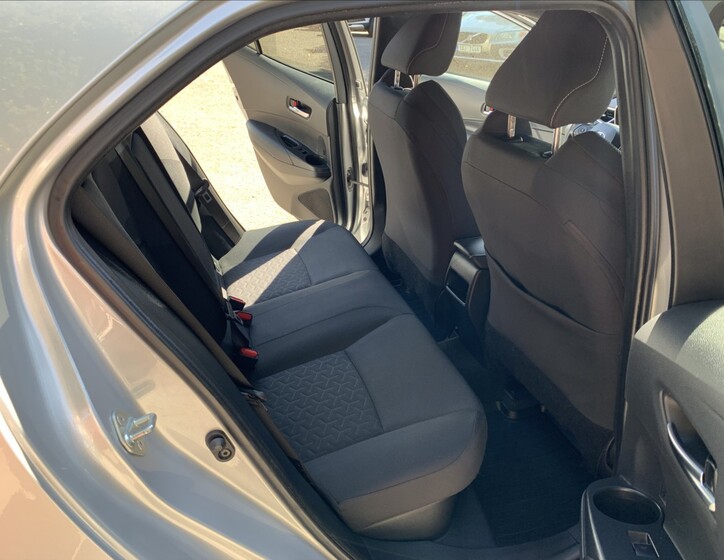 Toyota Corolla 18