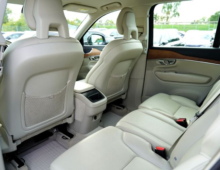Volvo XC90 35