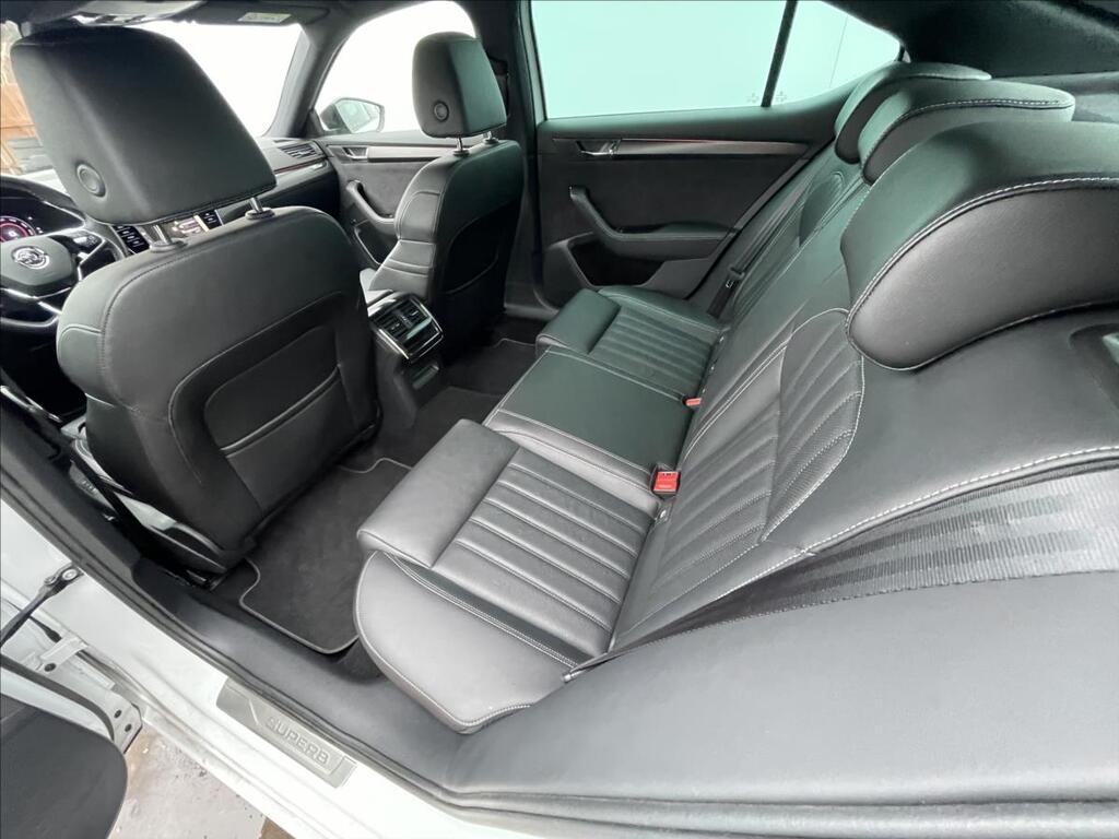Škoda Superb 17