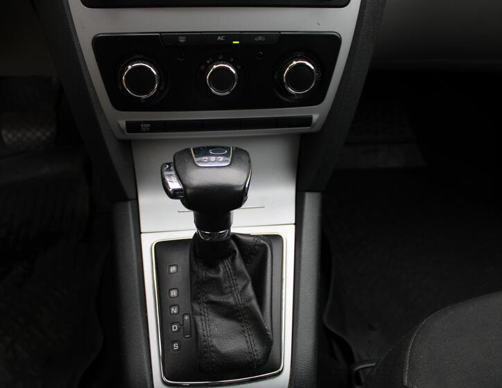 Škoda Octavia 15