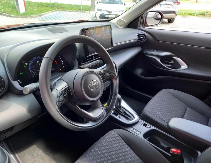 Toyota Yaris Cross 7