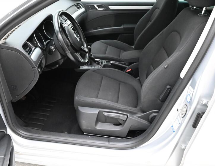 Škoda Superb 13
