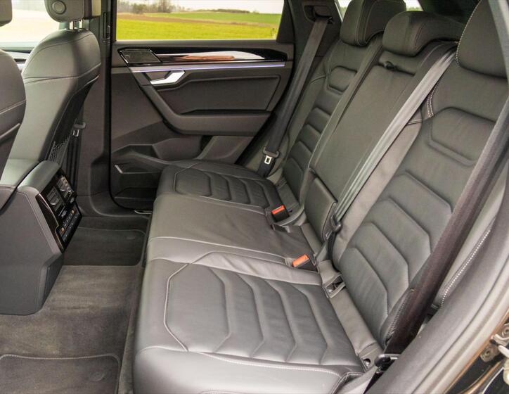 Volkswagen Touareg 17