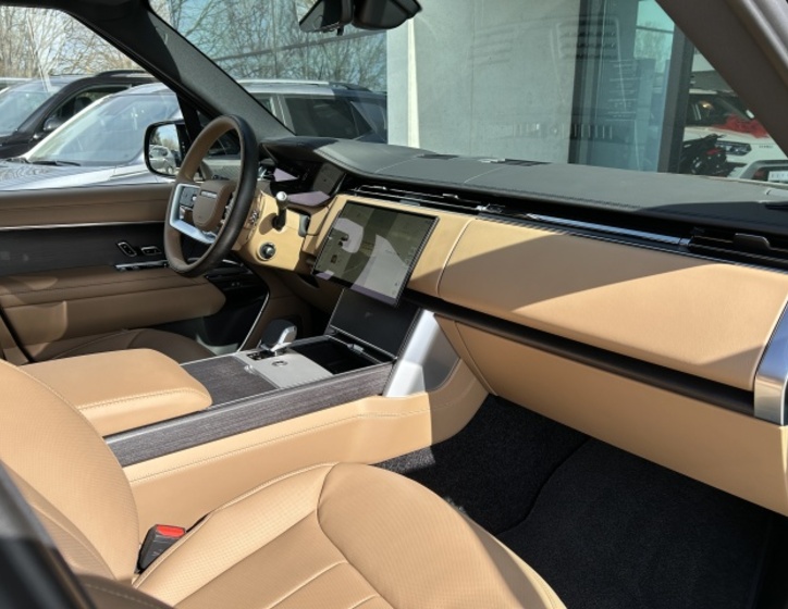 Land Rover Range Rover 21