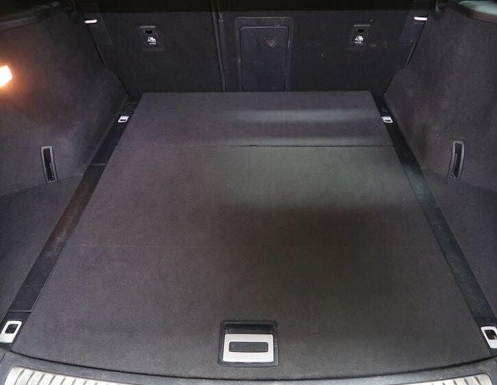 Toyota Avensis 11