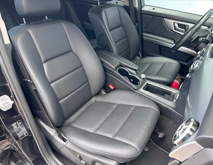 Mercedes-Benz GLK 13