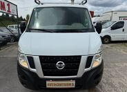 Nissan NV400 2