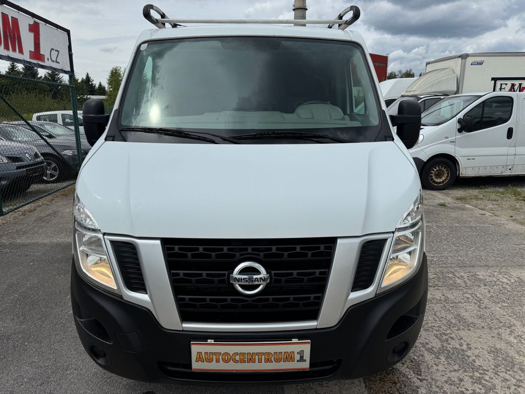 Nissan NV400