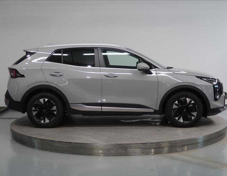 KIA Sportage 8