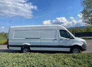 Mercedes-Benz Sprinter 4