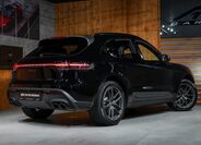 Porsche Macan 37