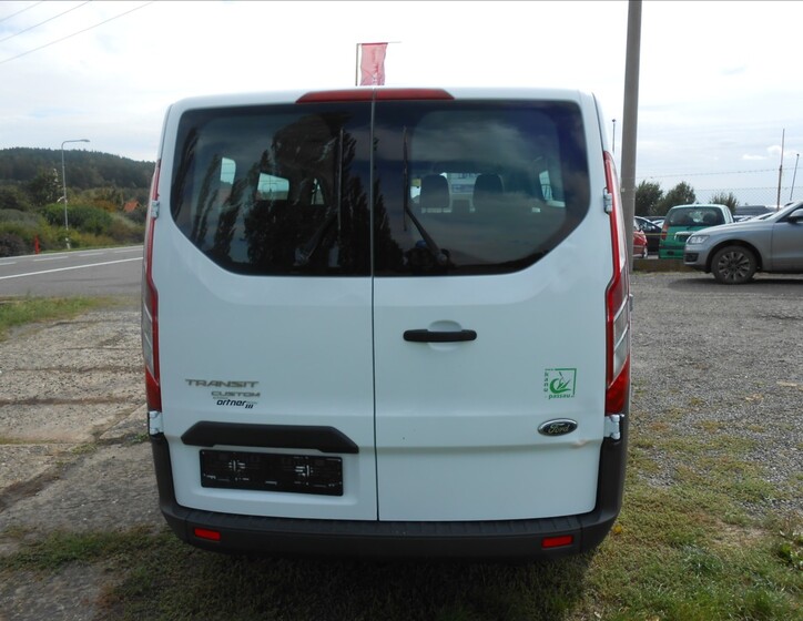 Ford Transit 11