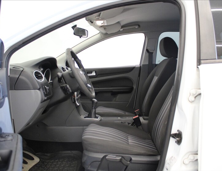Ford Focus 6