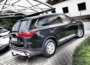 Mitsubishi Outlander 4