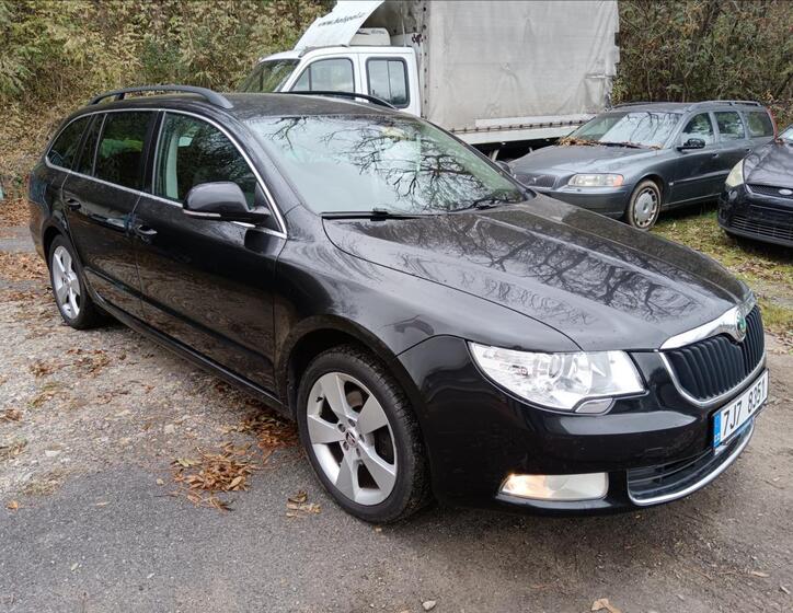 Škoda Superb 15