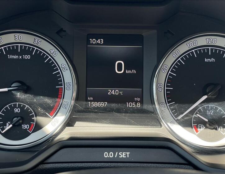 Škoda Octavia 10